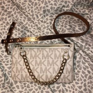 Michael Kors wristlet
